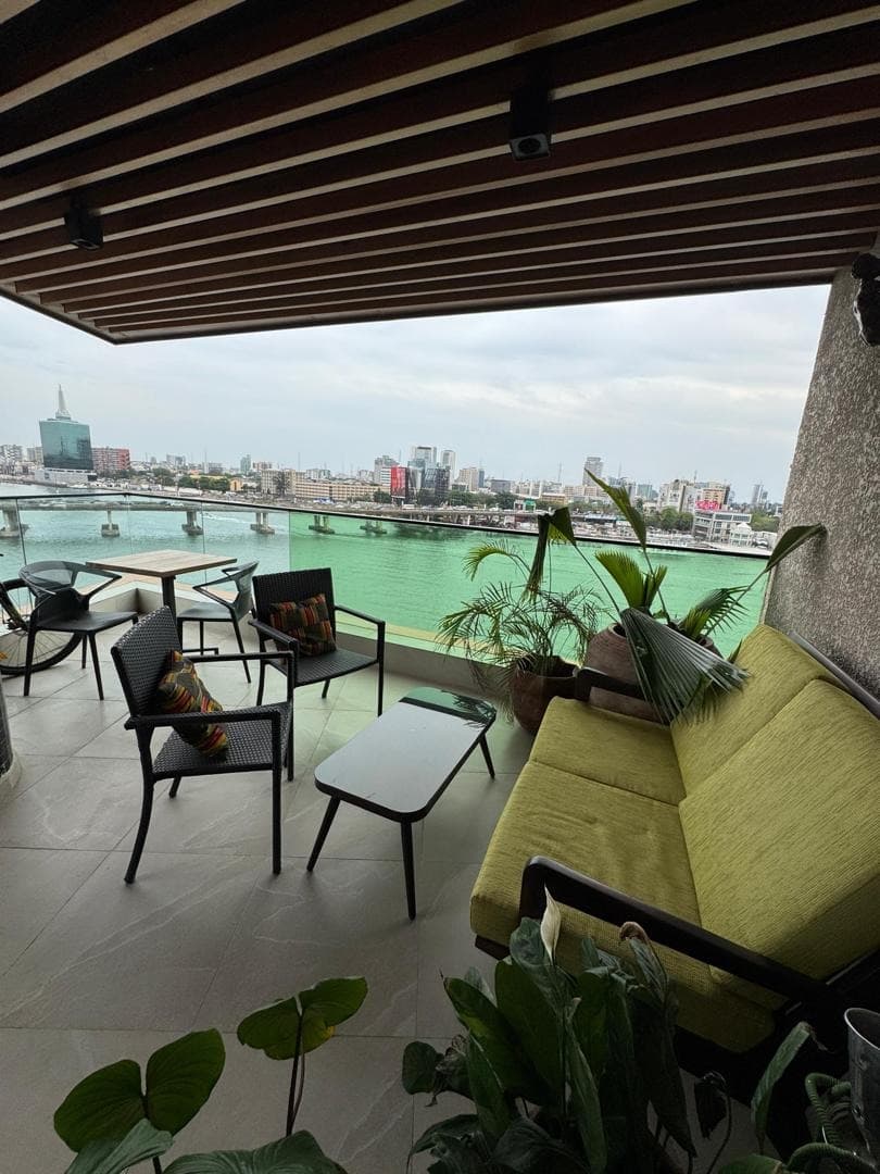 Luxury 1-Bedroom Waterfront - Image 5
