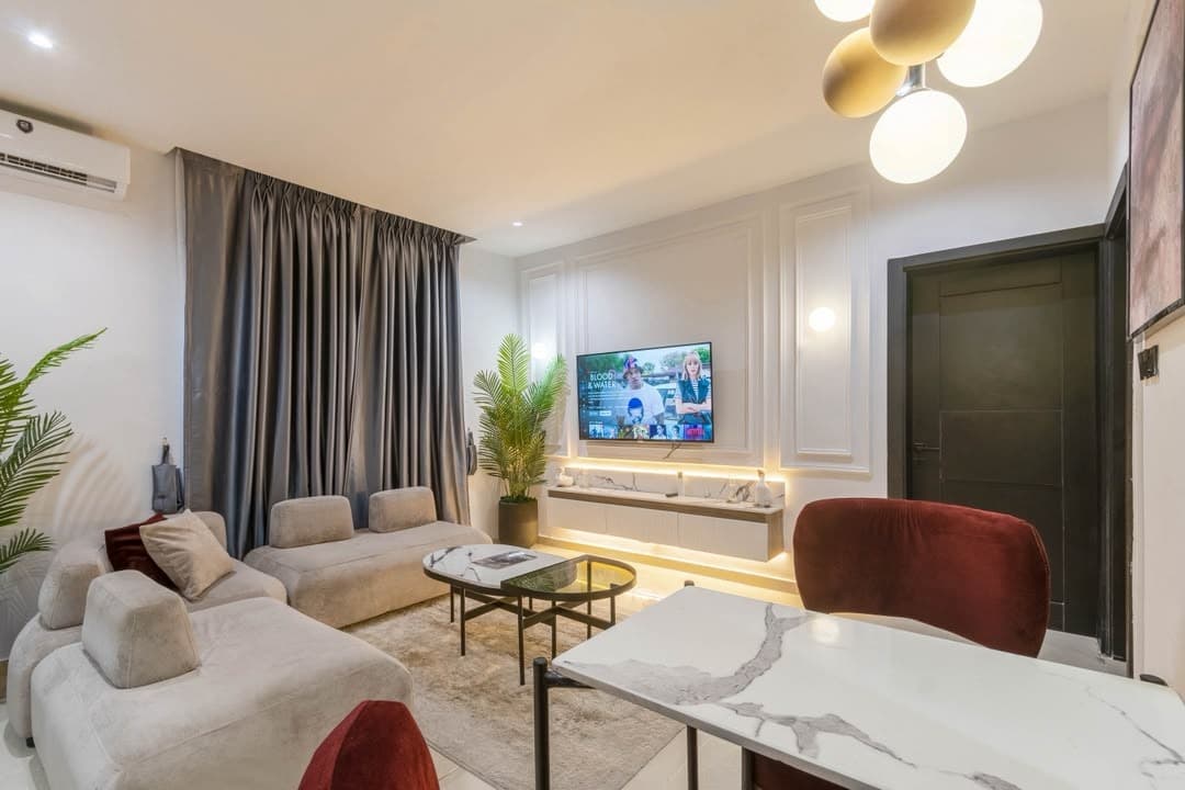Elysian One-Bedroom Apartment - Image 4