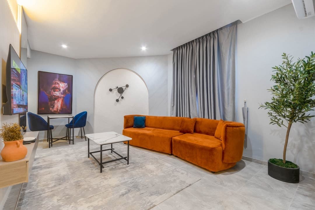 Dreamsville 1-Bedroom Apartment - Image 4