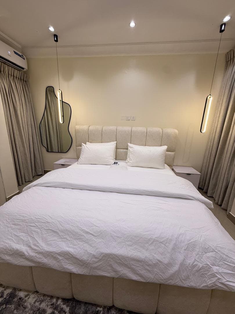 The Irish Luxury 3-Bedroom Apartment in Parkview, Ikoyi - Image 5