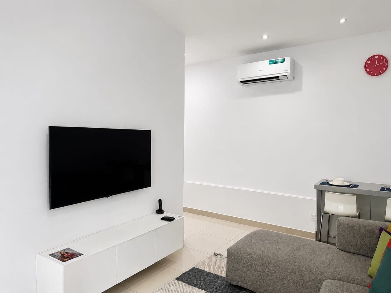 Bluerock Residences | Luxury 2-Bedroom Penthouse in Lekki Phase 1 - Image 2