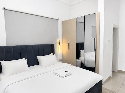 2-Bedroom Standard Suite | Stylish Stay in Lekki - Image 5
