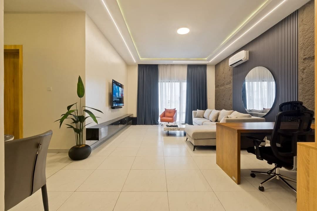 Zuma Tan Luxury 1-Bedroom Apartment with Swimming Pool - Image 3