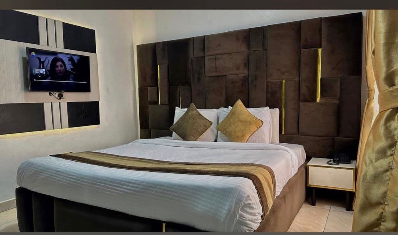 Luxury Studio Apartment in Ajah