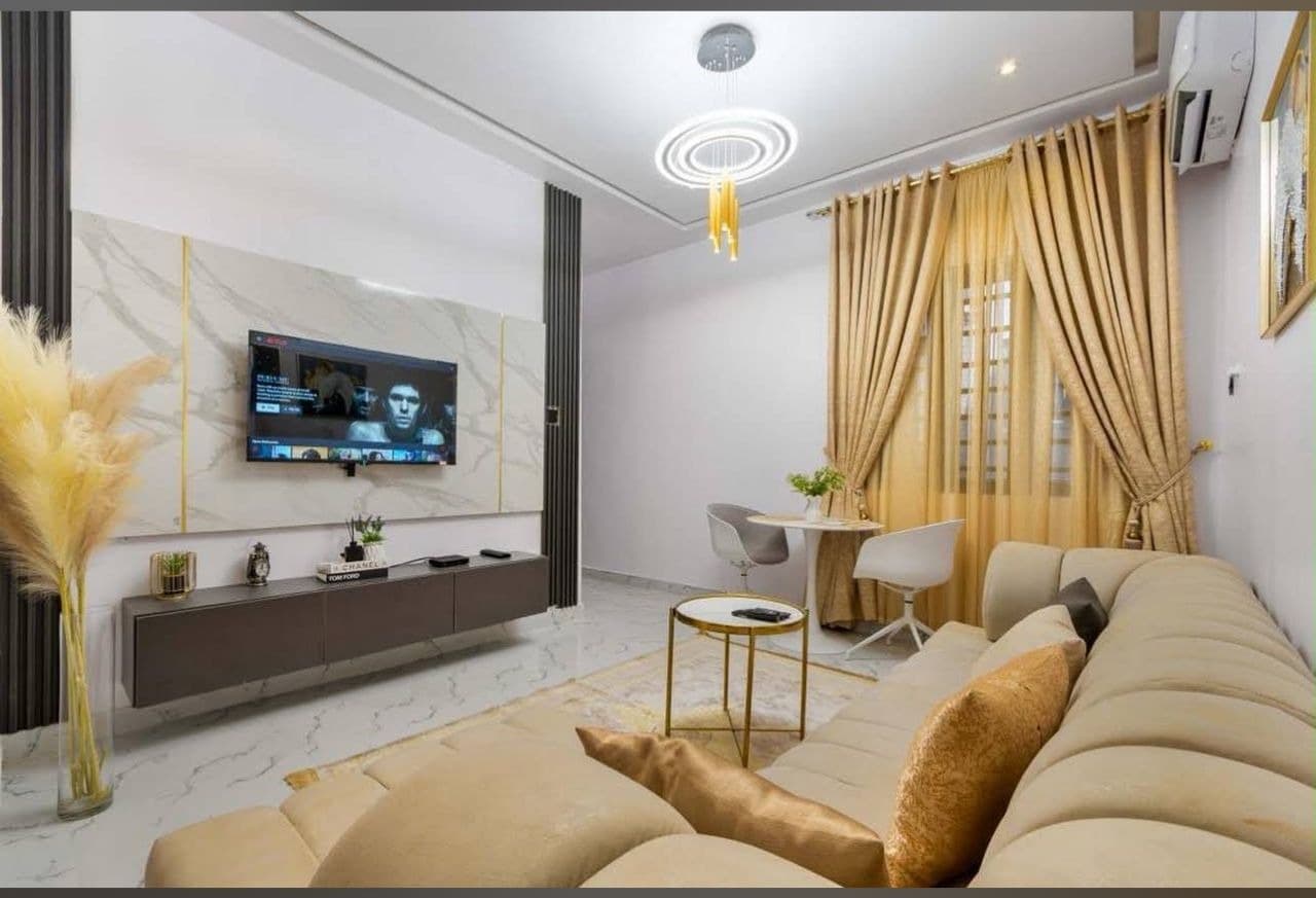 Brilsco 1-Bedroom Apartment