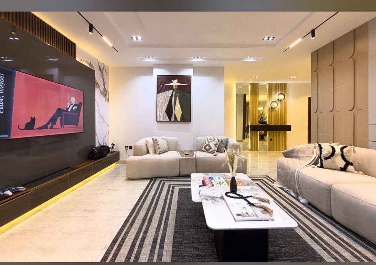 Brilsco 1-Bedroom Apartment - Image 2