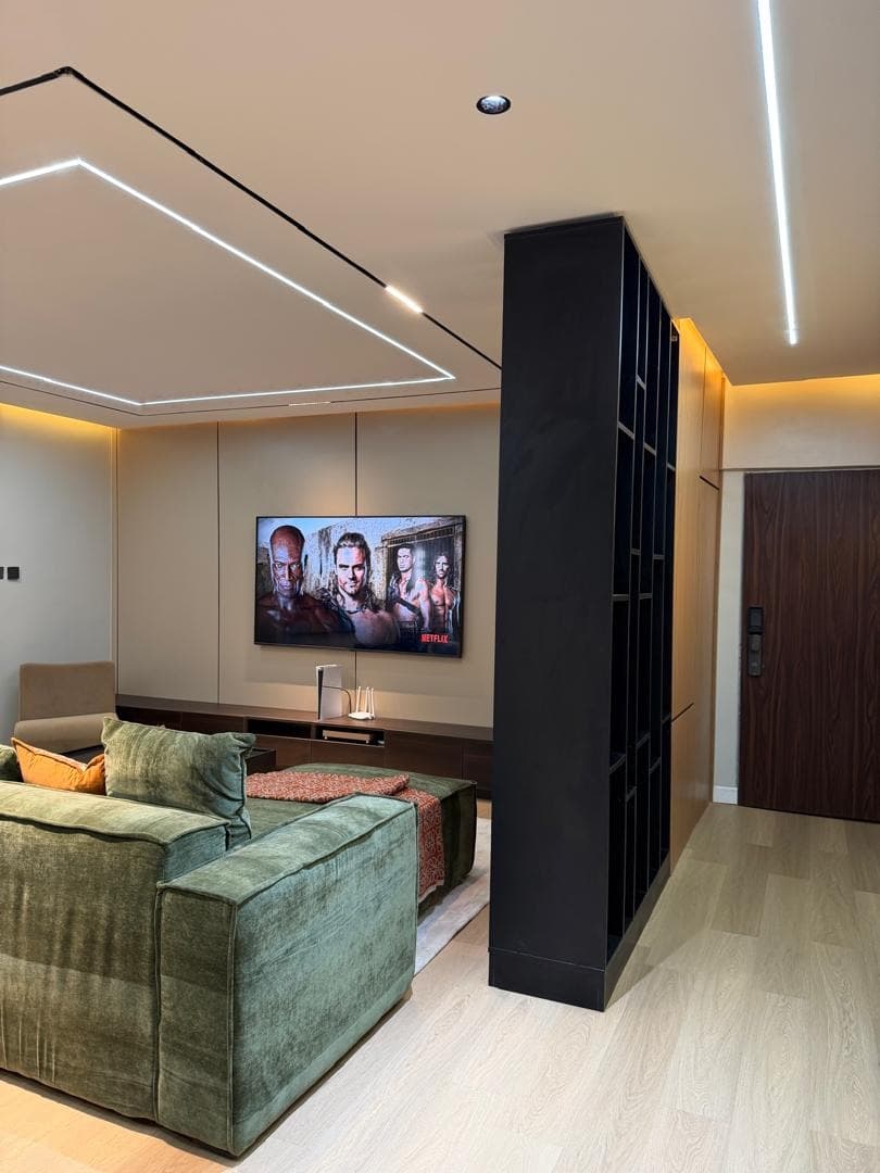 Fully Equipped 2-Bedroom En-Suite Short-Let - Image 4