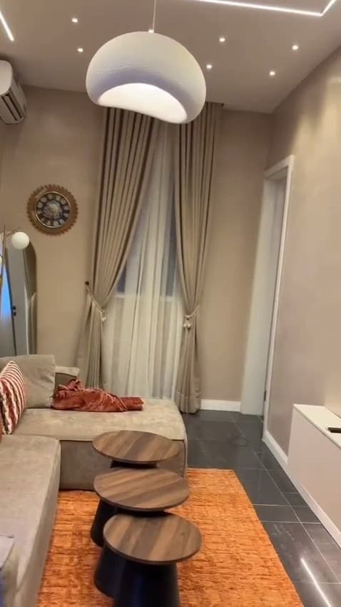 Nest Heaven Luxury 1-Bedroom Apartment - Image 2