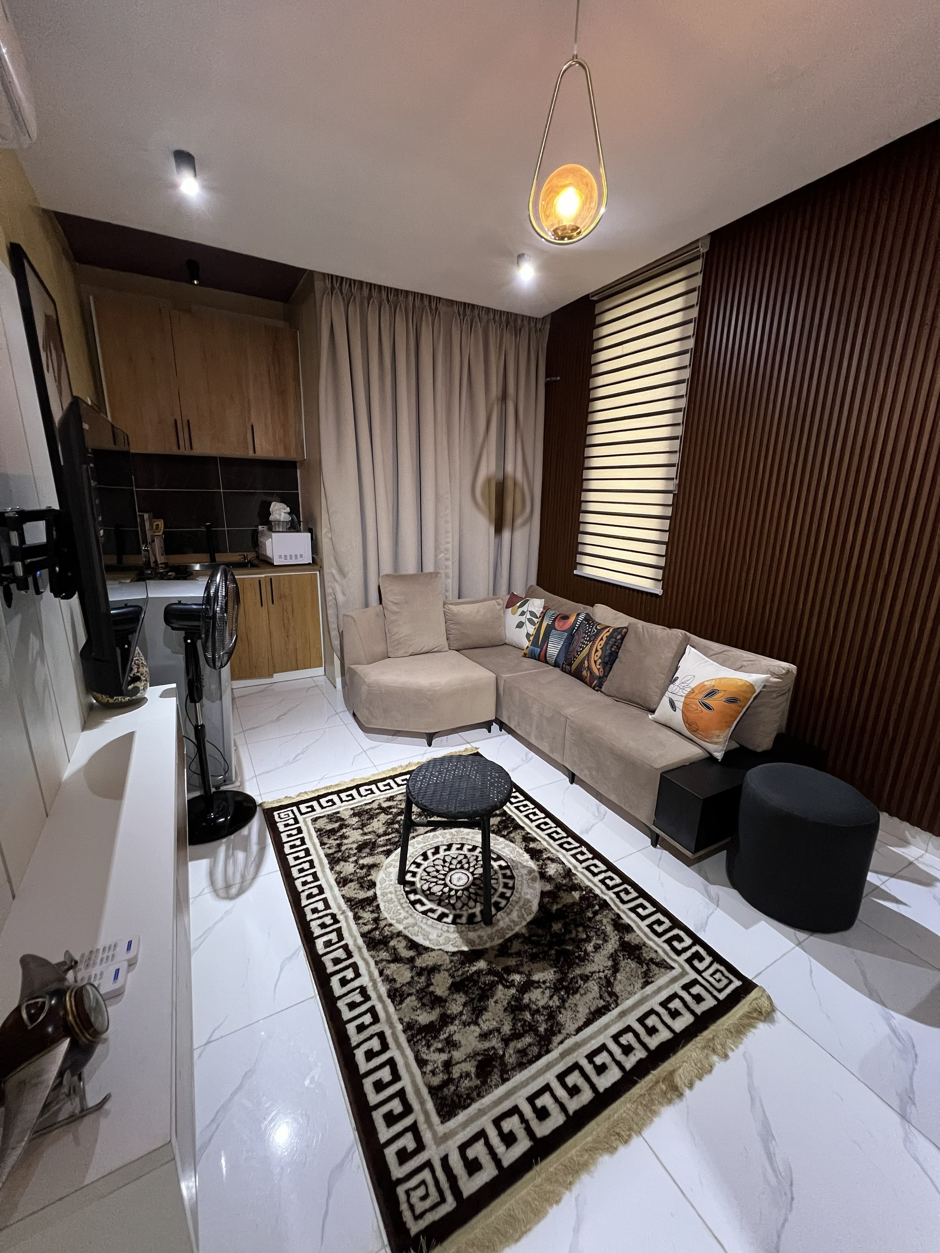 F7 Platinum One-Bedroom