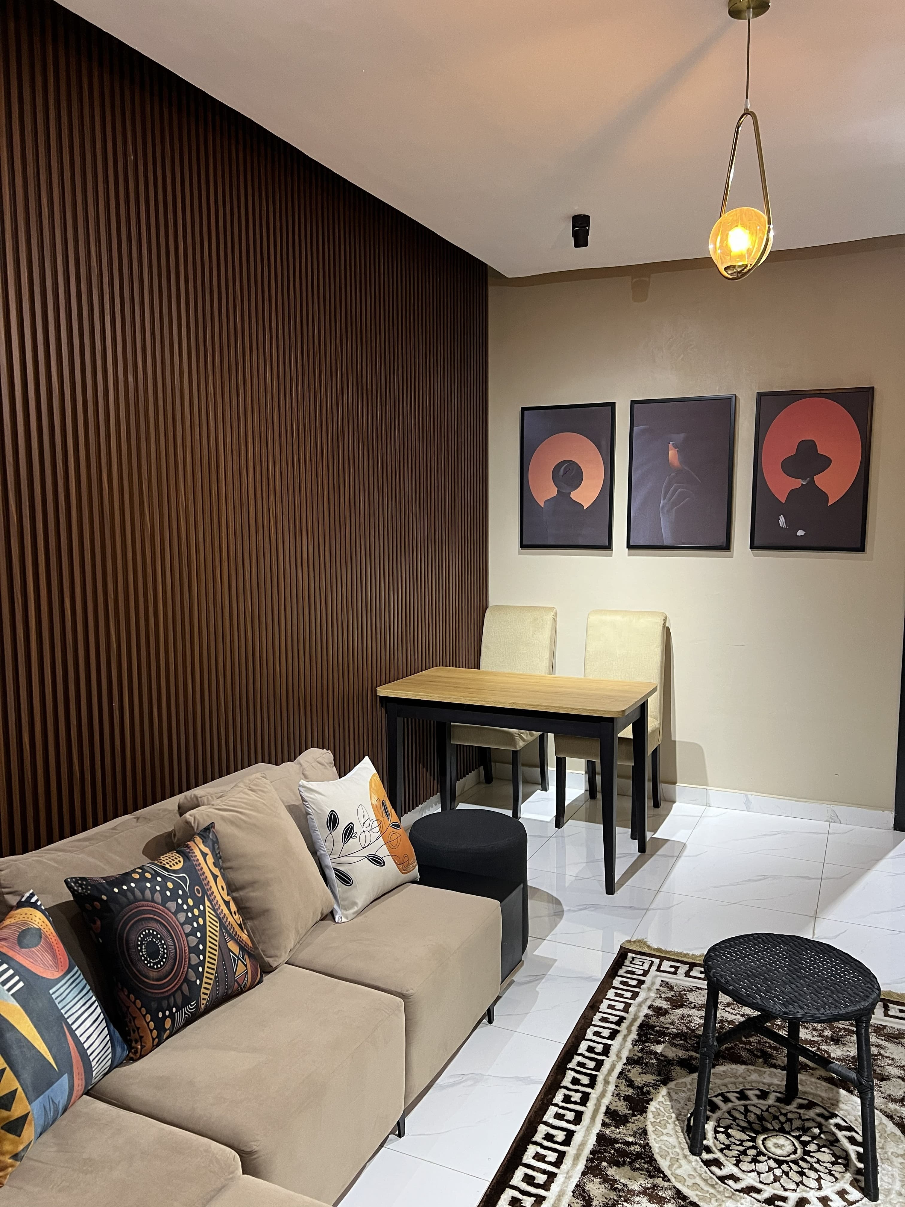 F7 Platinum One-Bedroom - Image 5