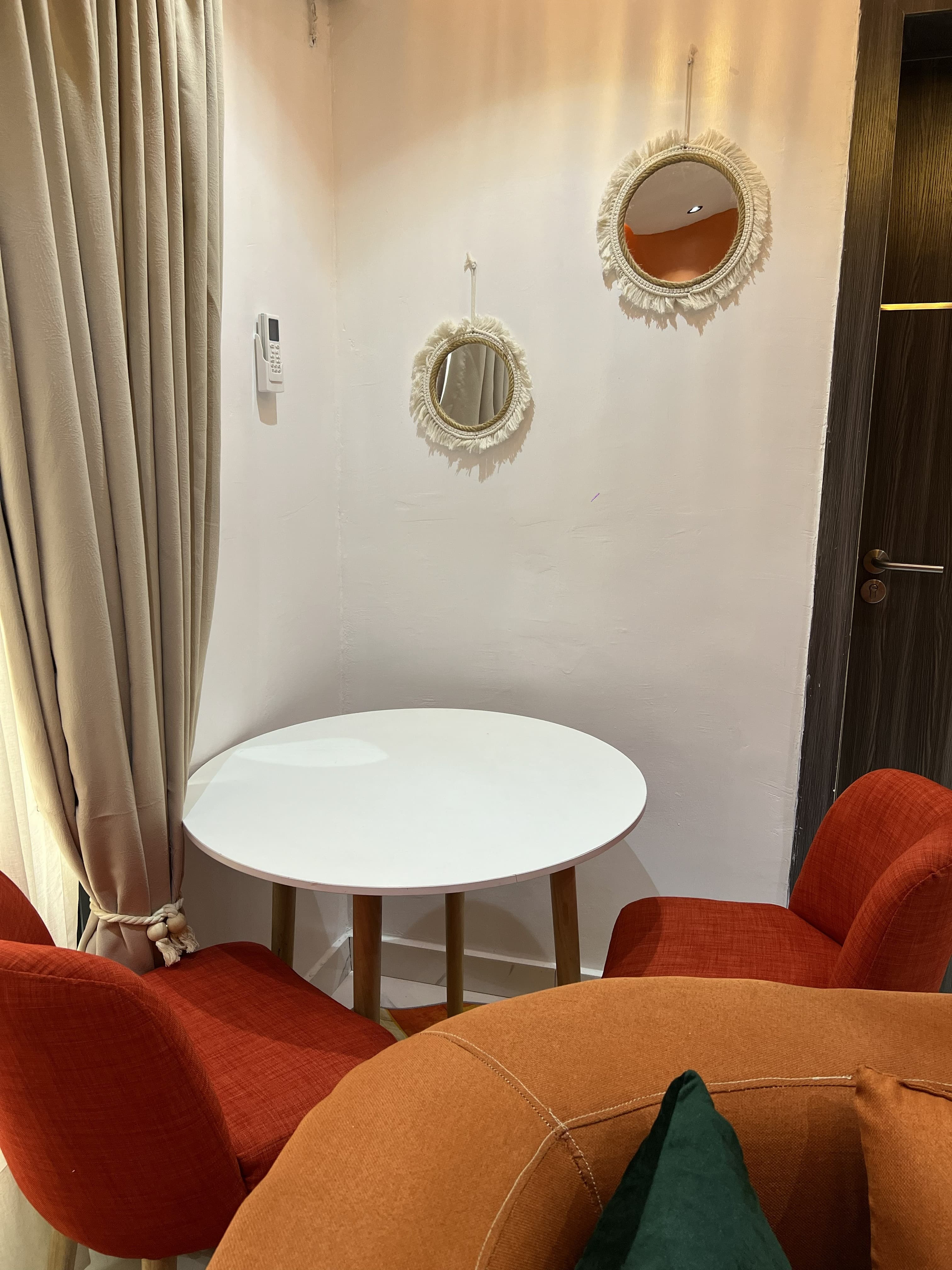 G2 One Bedroom Grand Suite - Image 3