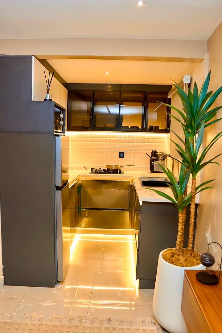Luxembourg Luxury 1-Bedroom in Surulere - Image 5