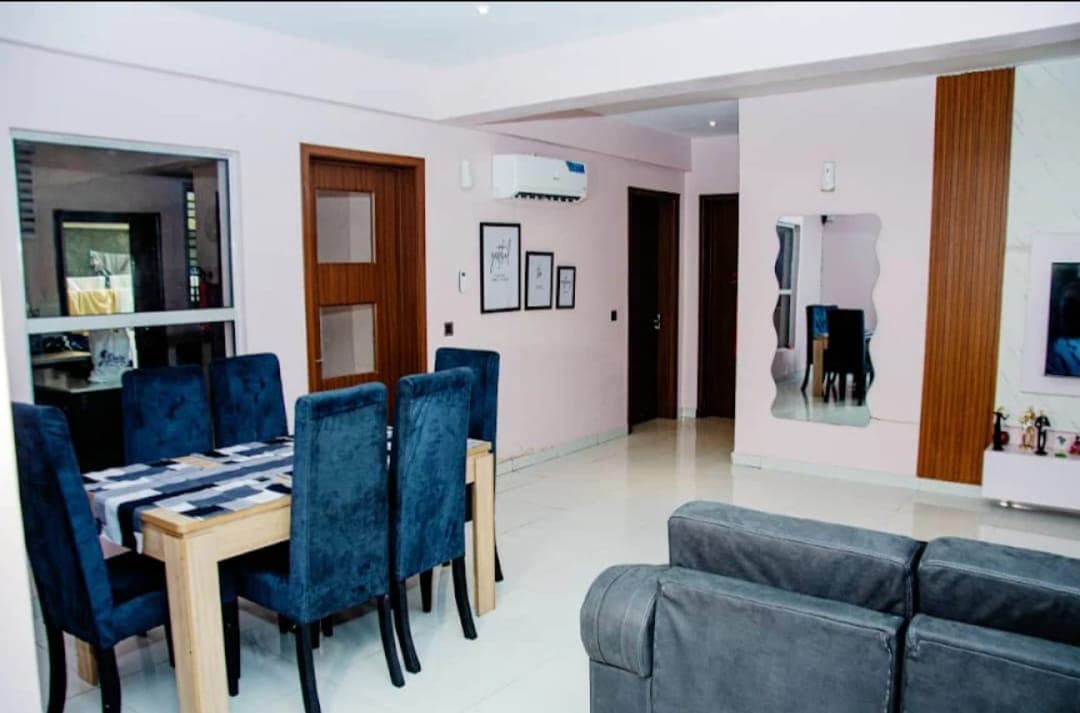 Beautiful 2-Bedroom Retreat with Modern Comforts - Image 3