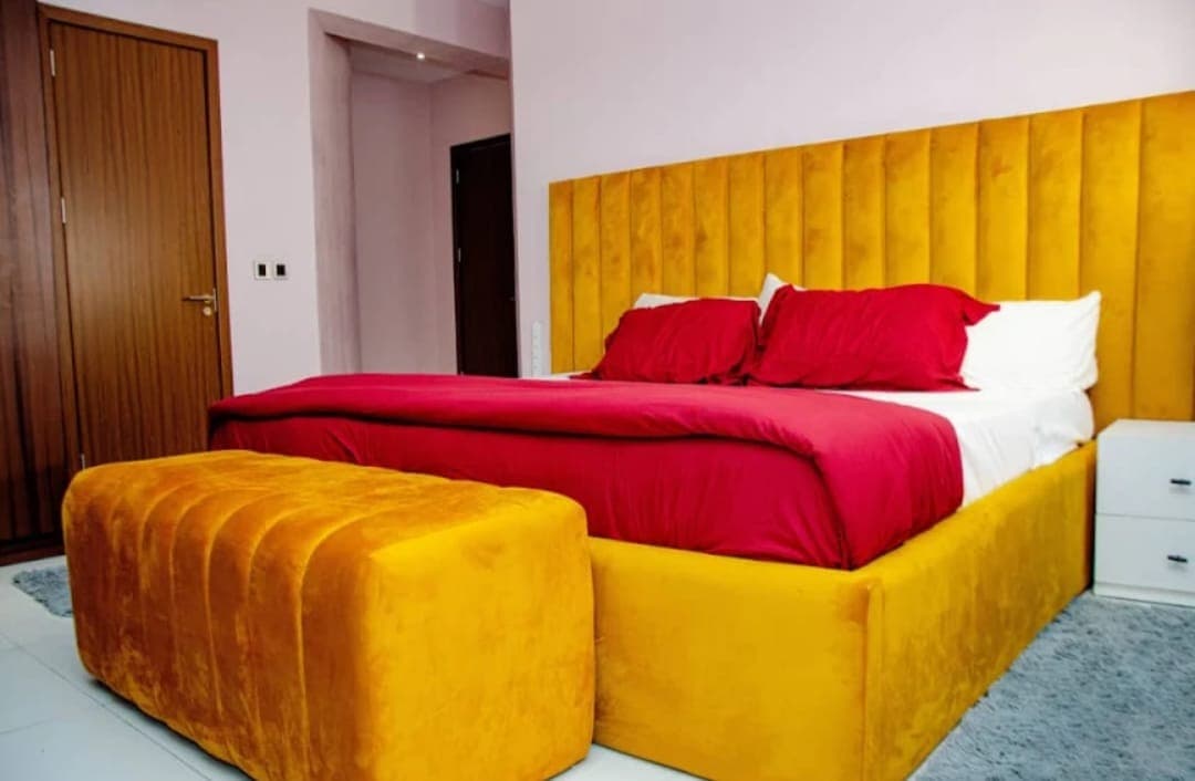 Beautiful 2-Bedroom Retreat with Modern Comforts - Image 5