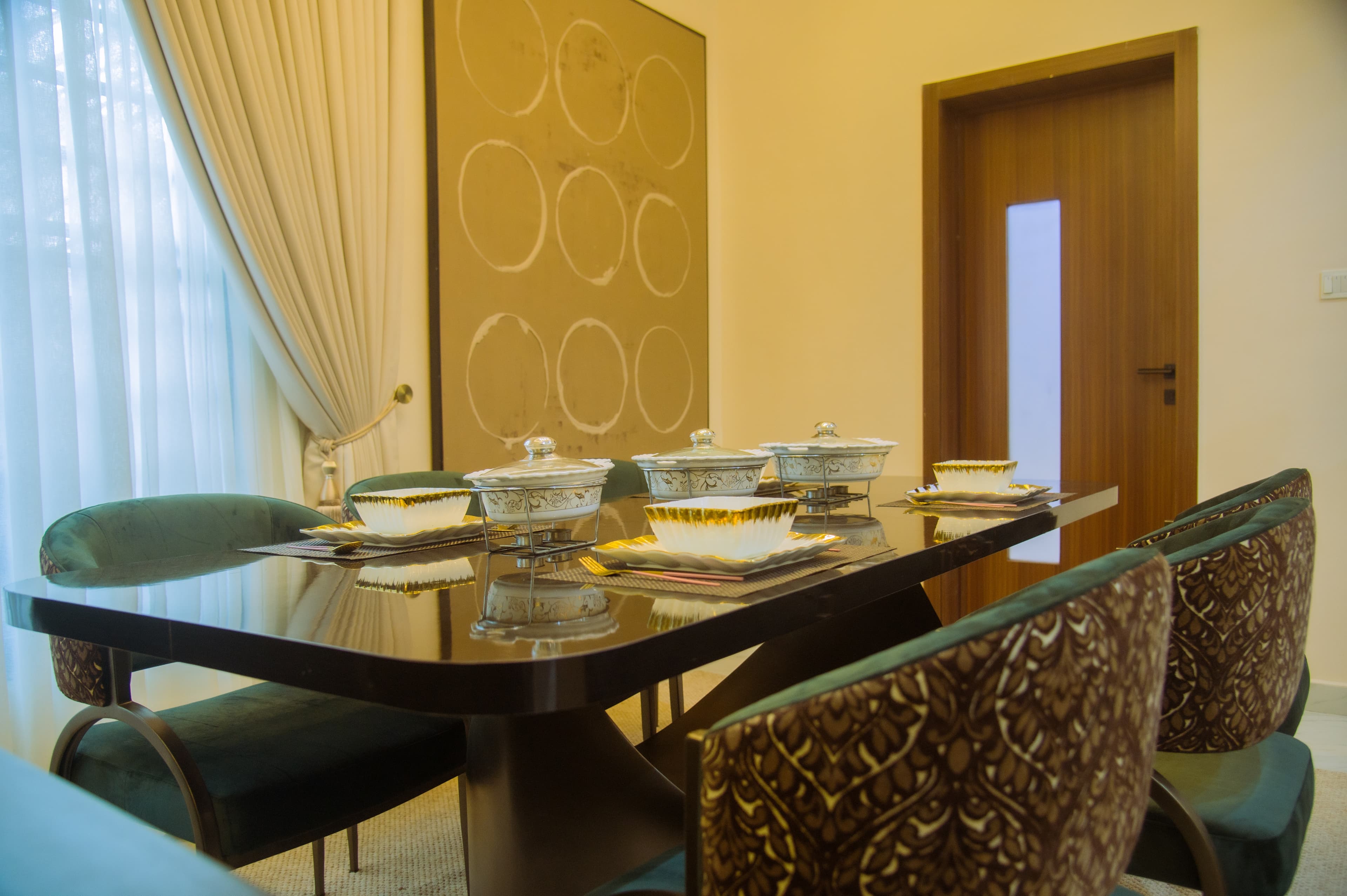 The Presidential Suite - Luxurious 4-Bedroom Retreat in Ikeja - Image 5