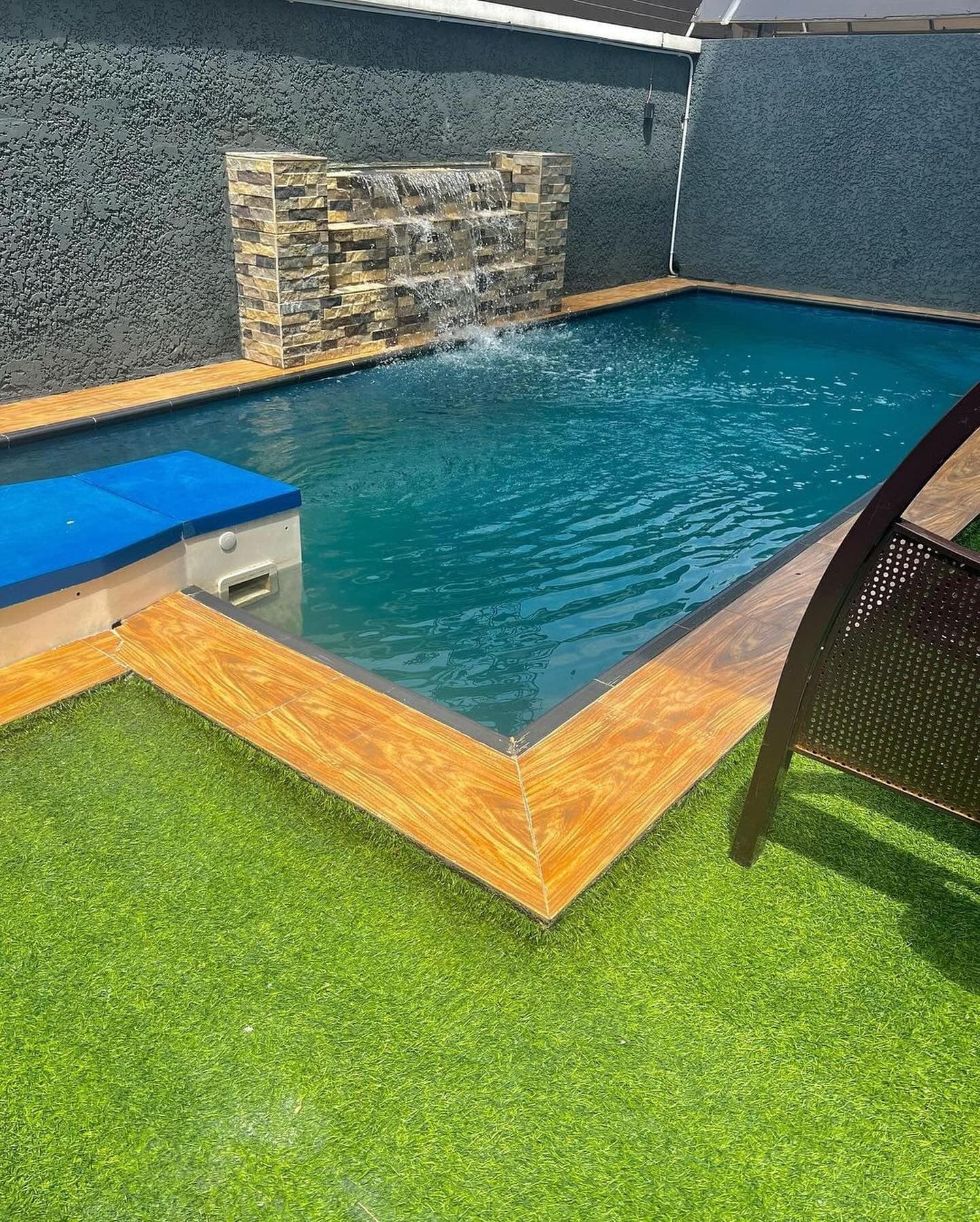 Grand Luxury 5 Bedroom - Image 3