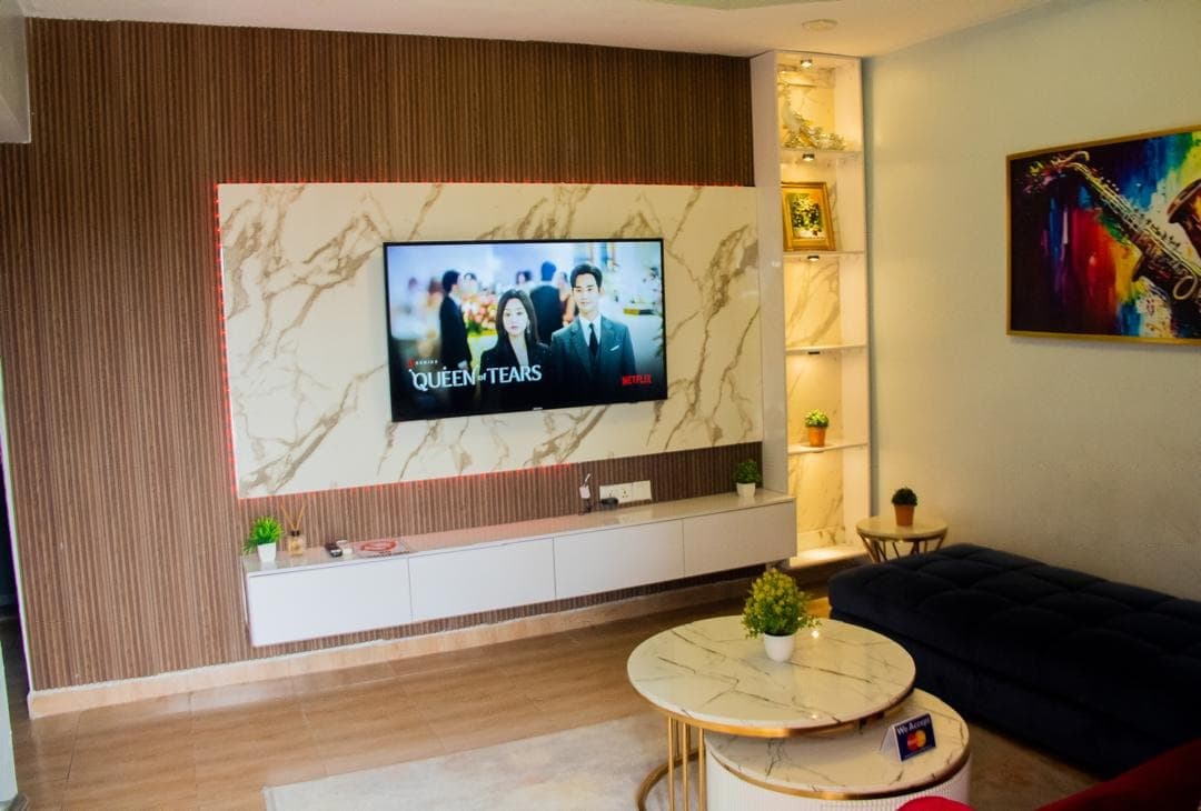 The Grand Ikeja Haven - Cozy 1-Bedroom Luxury Retreat - Image 2
