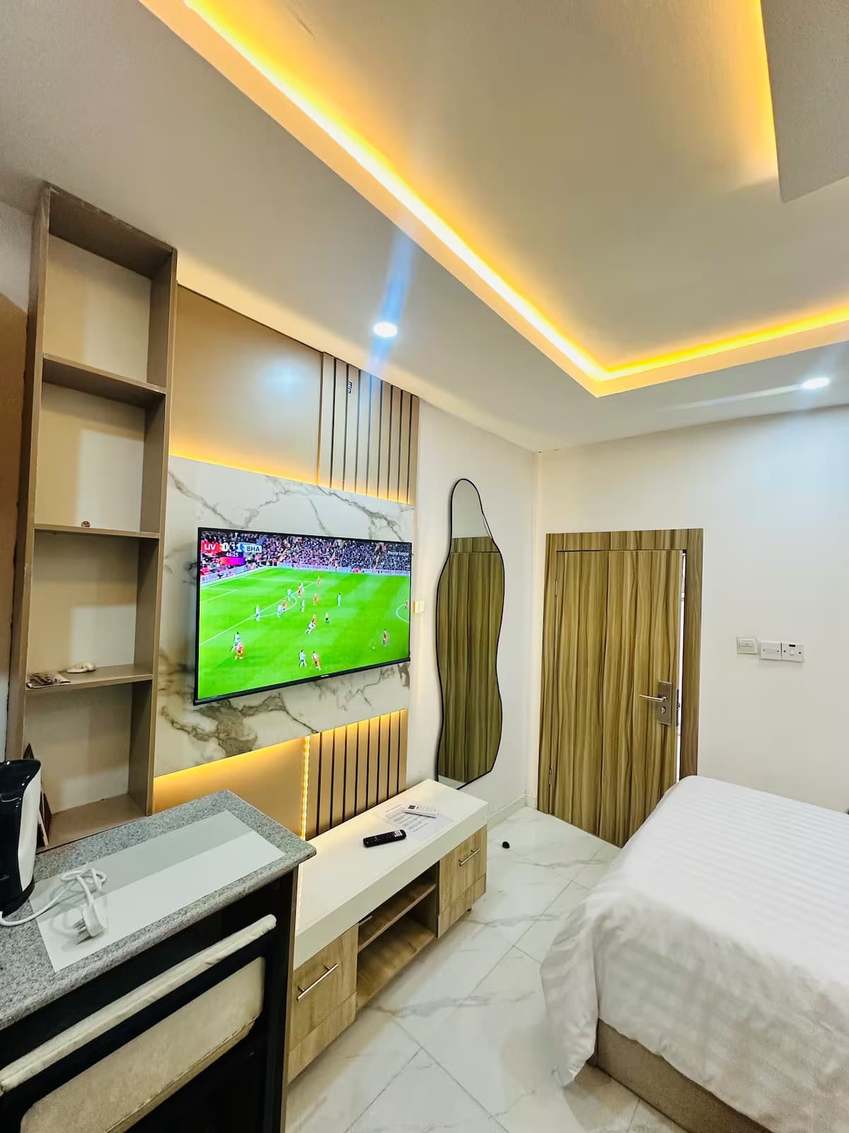 The Lekki Hideaway S9- Stylish Studio Retreat in Lekki Phase 1 - Unit 1