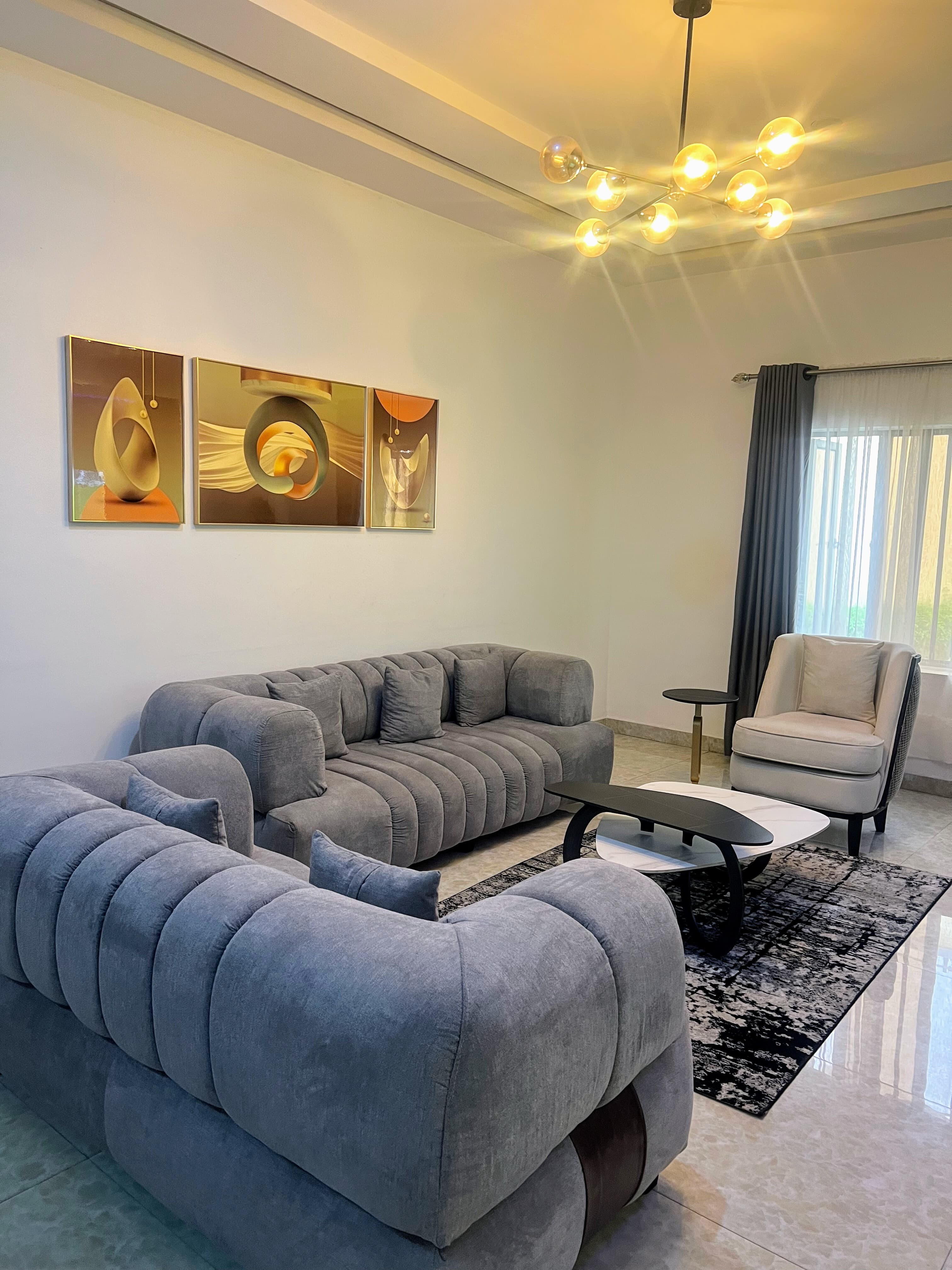 Vakaton Nickel 1-Bedroom Apartment - Image 3