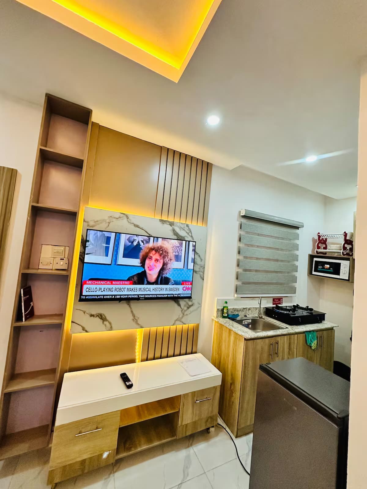 The Lekki Hideaway S6- Stylish Studio Retreat in Lekki Phase 1 - Unit 4 - Image 2