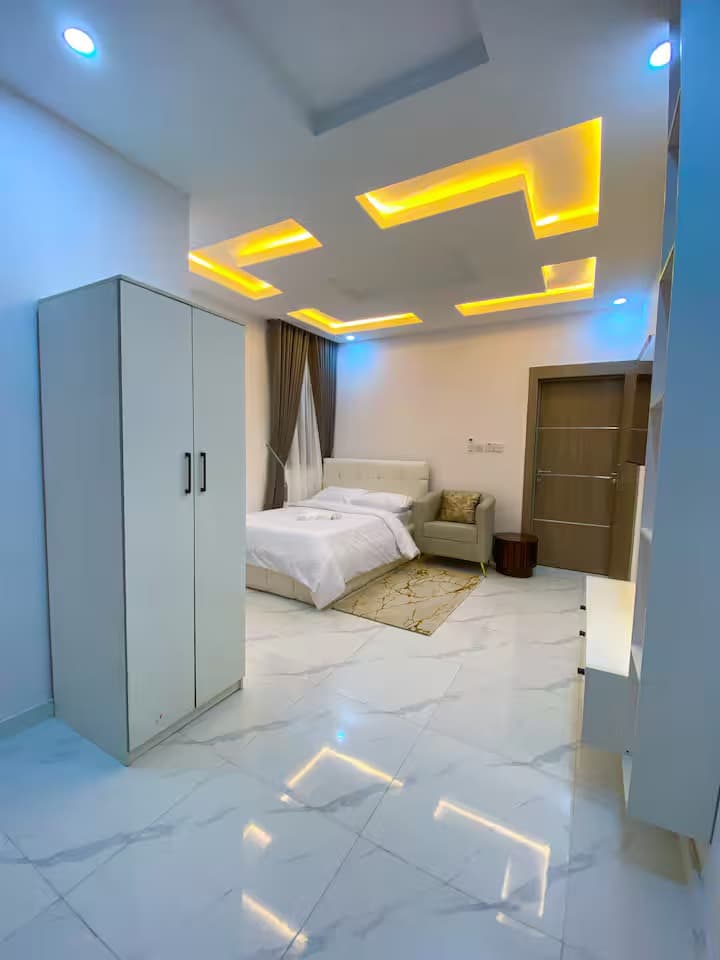 The Lekki Hideaway S4 - Stylish Studio Retreat in Lekki Phase 1 - Unit 6