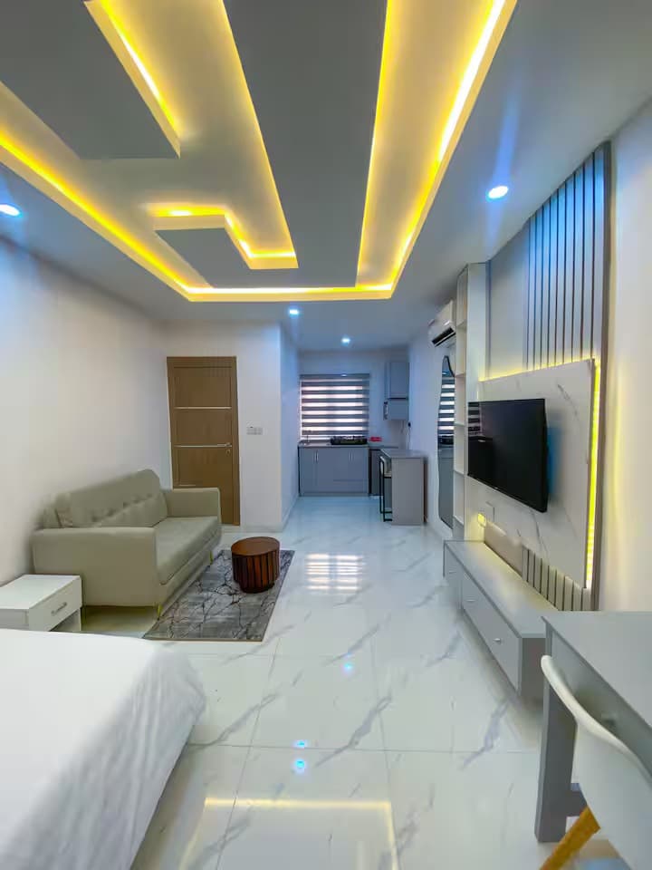 The Lekki Hideaway S2- Stylish Studio Retreat in Lekki Phase 1 - Unit 8 - Image 2