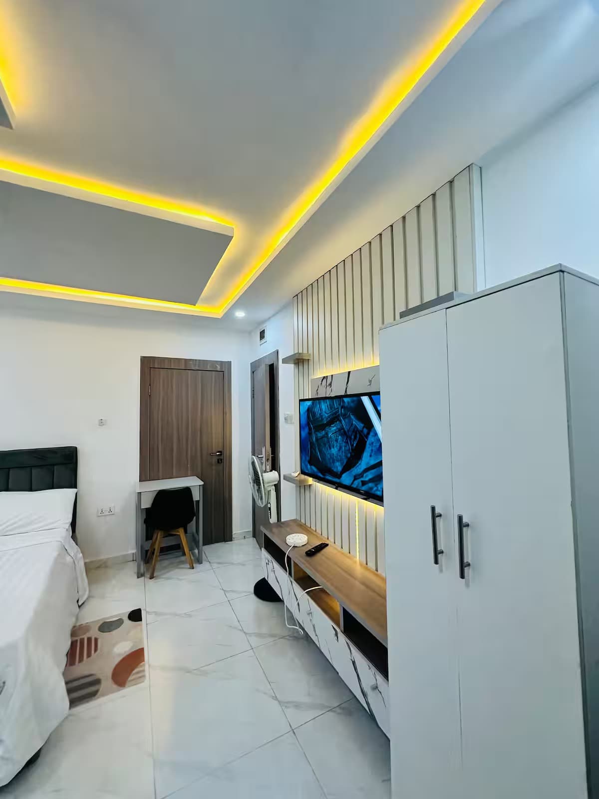 The Lekki Hideaway Sa3 - Stylish Studio Retreat in Lekki Phase 1 - Unit 11 - Image 4