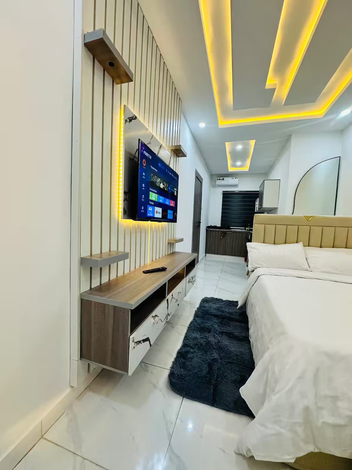 The Lekki Hideaway Sa2 - Stylish Studio Retreat in Lekki Phase 1 - Unit 12 - Image 2