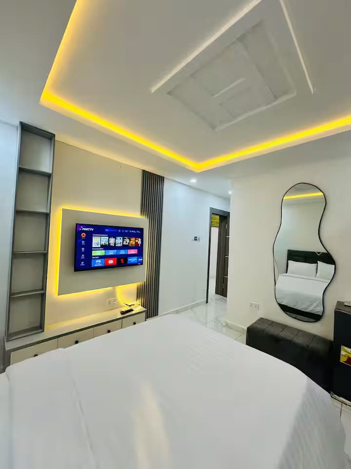 The Lekki Hideaway Sa9 - Stylish Studio Retreat in Lekki Phase 1 - Unit 14