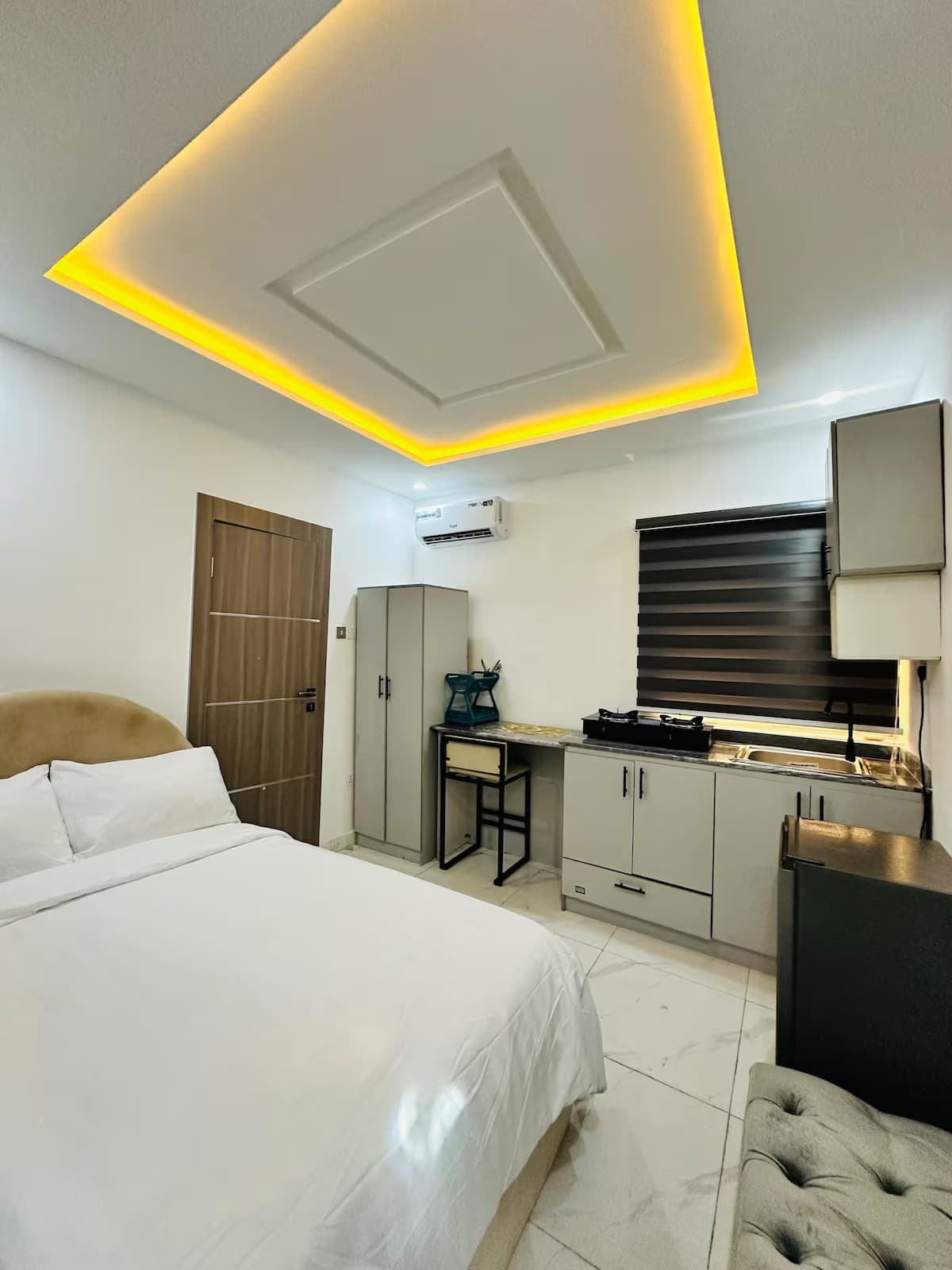 The Lekki Hideaway Sa8 - Stylish Studio Retreat in Lekki Phase 1 - Unit 15