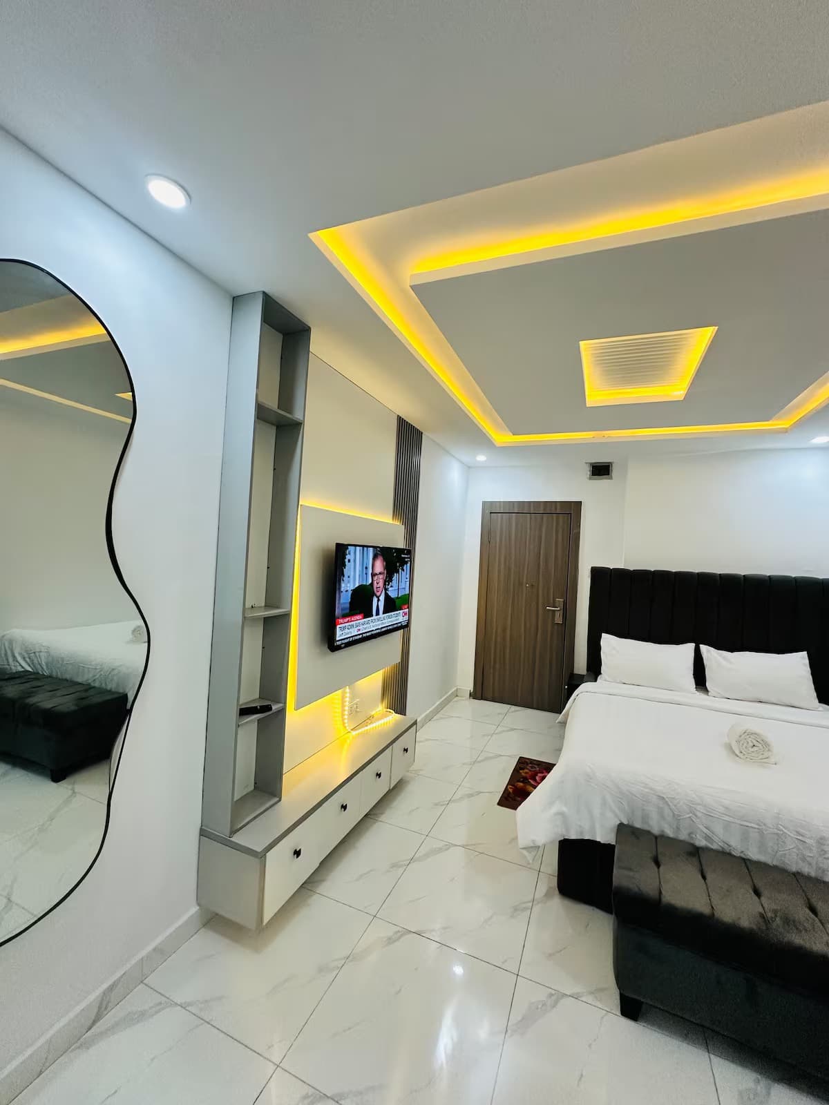 The Lekki Hideaway Sa6 - Stylish Studio Retreat in Lekki Phase 1 - Unit 17 - Image 2