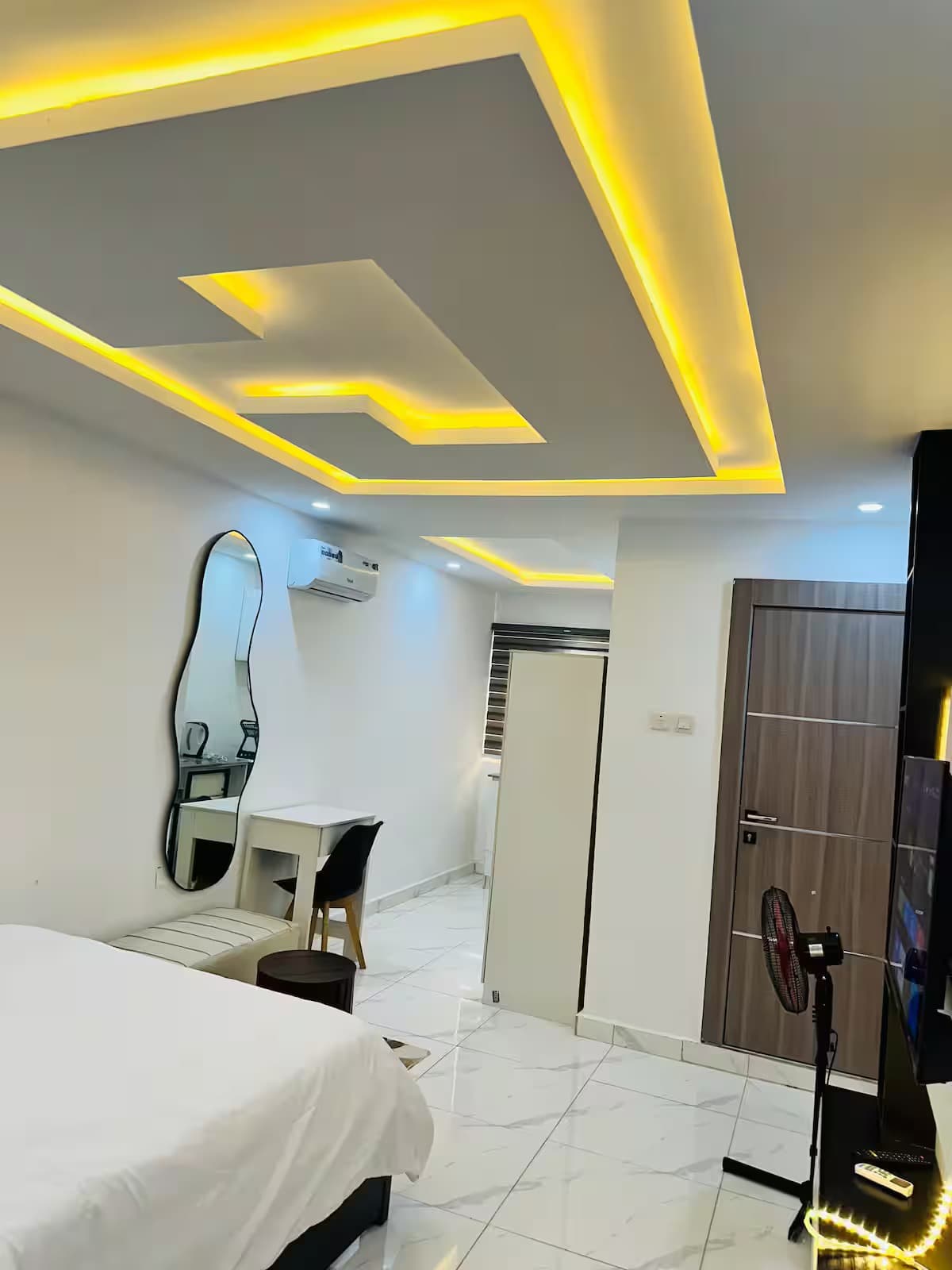 The Lekki Hideaway Sa5 - Stylish Studio Retreat in Lekki Phase 1 - Unit 18 - Image 4