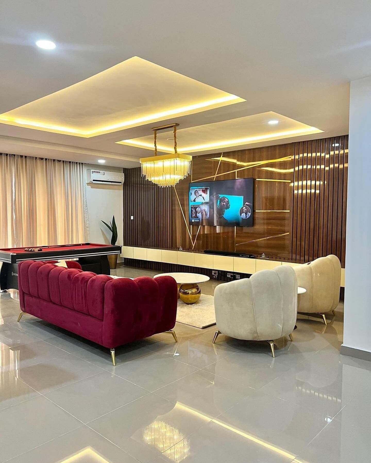 Roselyn 4 Bedroom Apartment