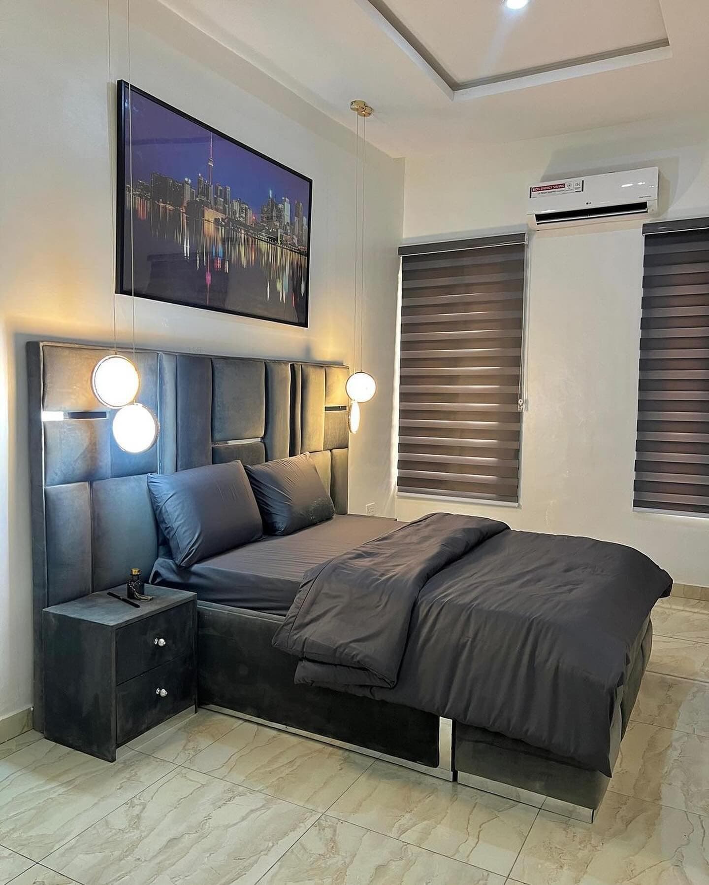 Cozzy 4 Bedroom Apartment - Image 4