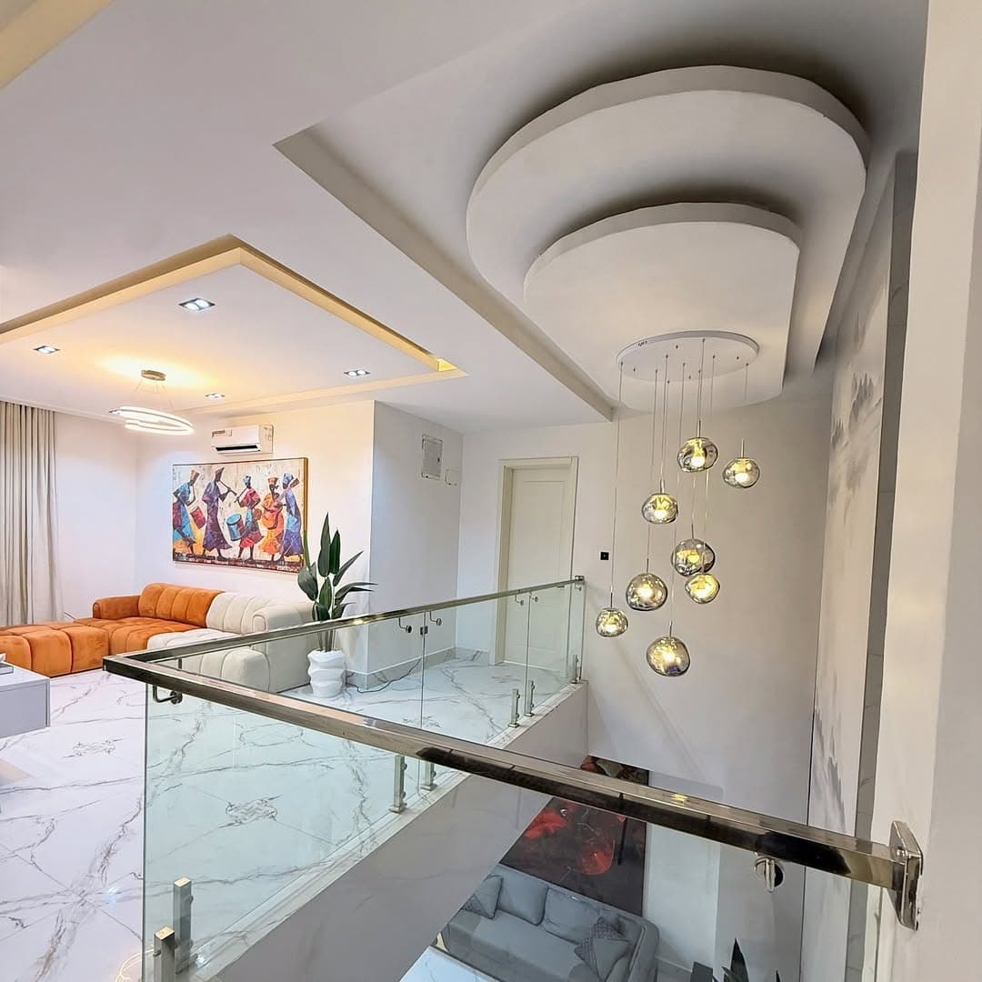 Supreme Elite 6 Bedroom Apartment - Image 2