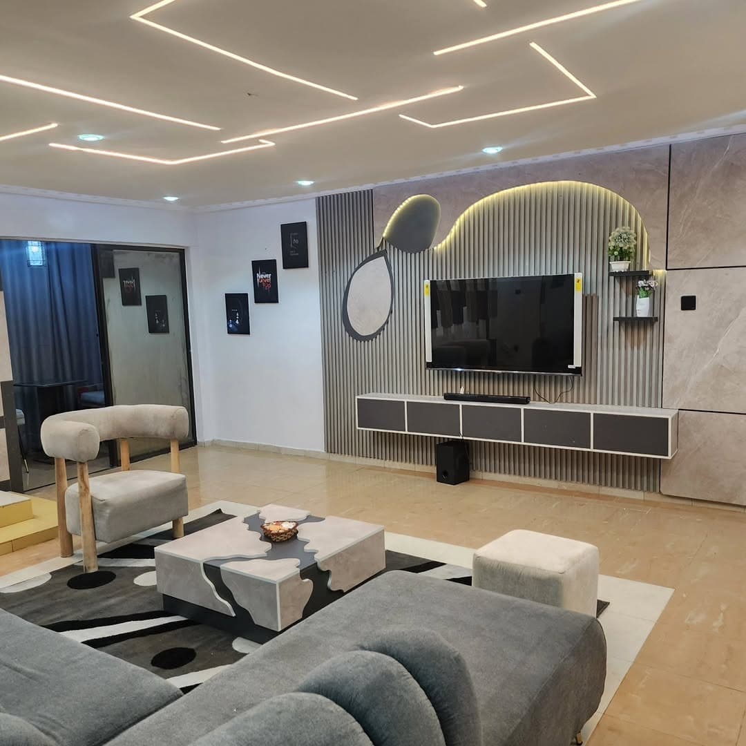6 Bedroom Apartment - Image 3