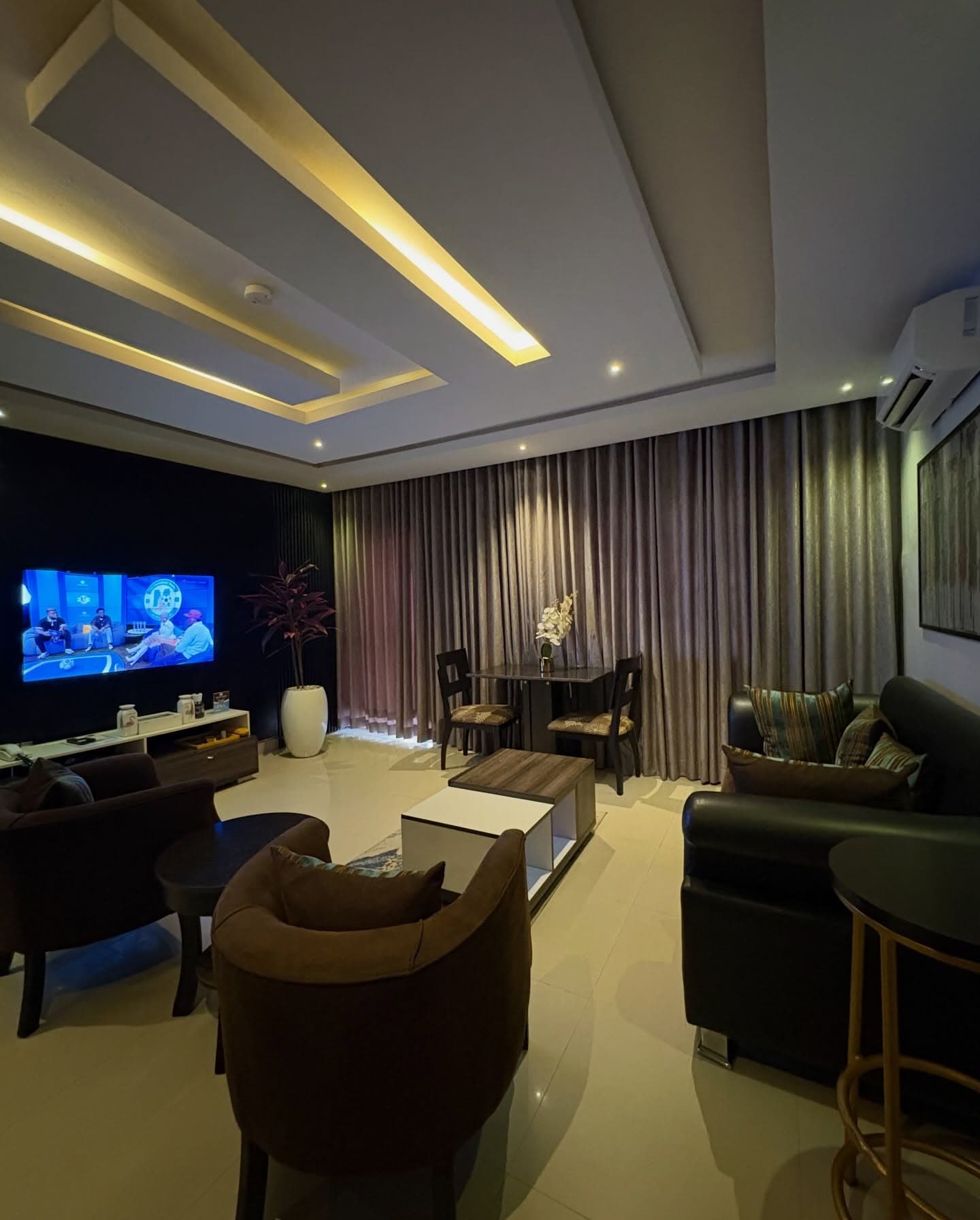 Scarve U2 Two Bedroom Apartment - Unit 5
