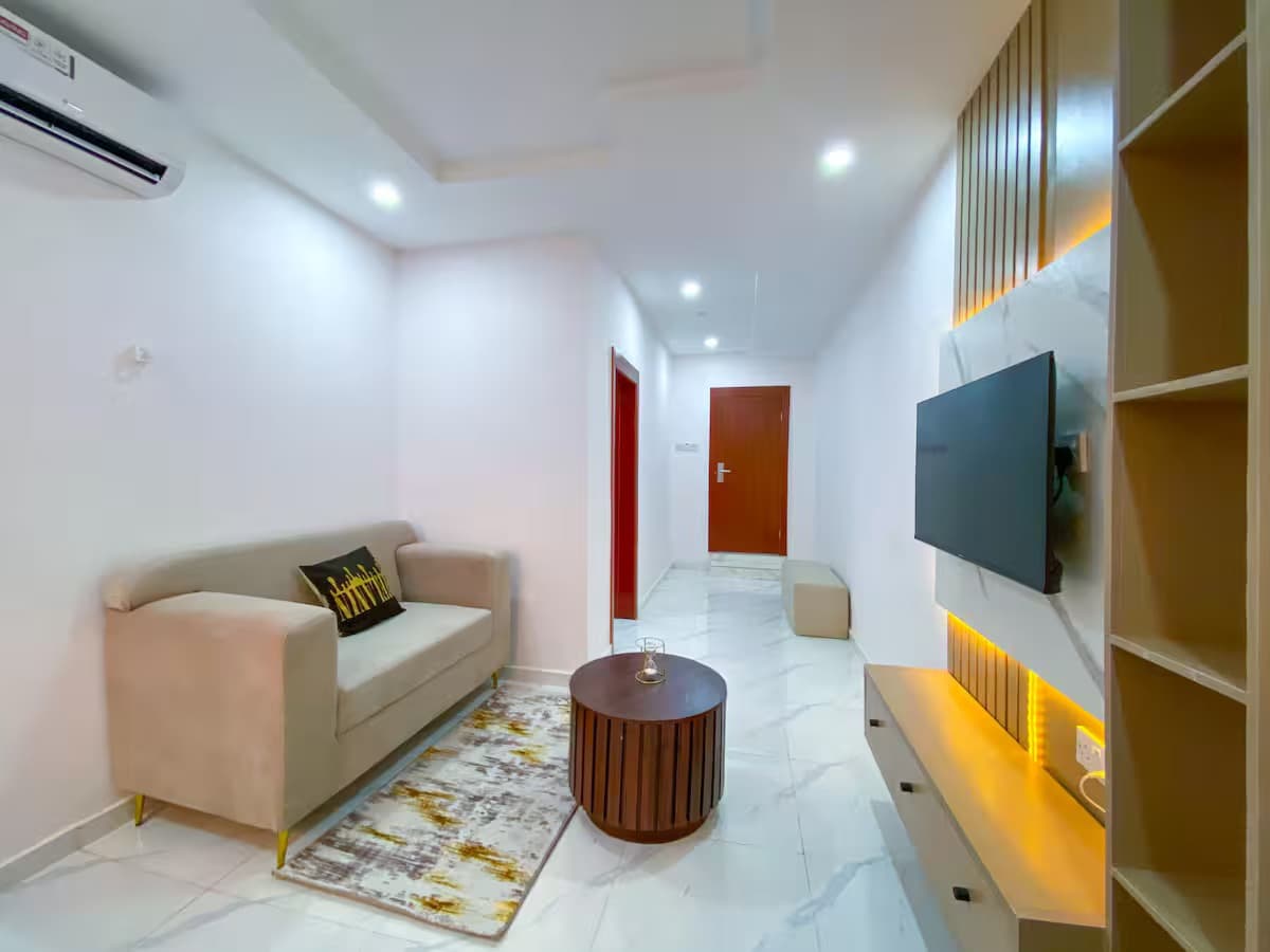 The Opal Suite B1 - Luxe 1-Bedroom Getaway