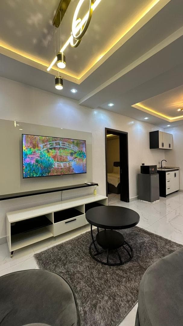 Allybella 101 - Refined 1-Bedroom Retreat - Image 5