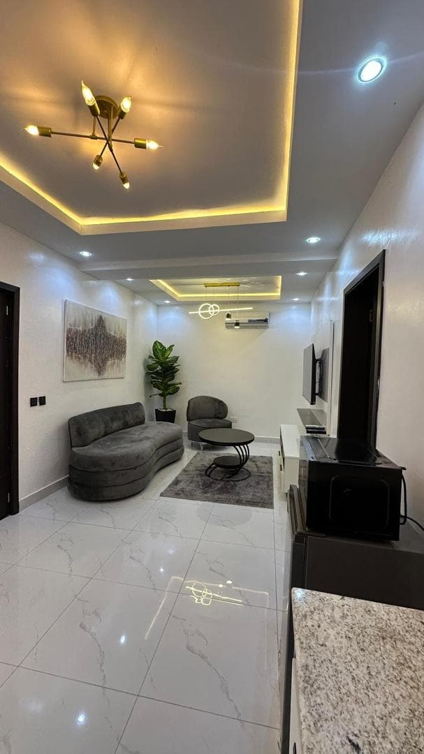 Allybella 101 - Refined 1-Bedroom Retreat - Image 2