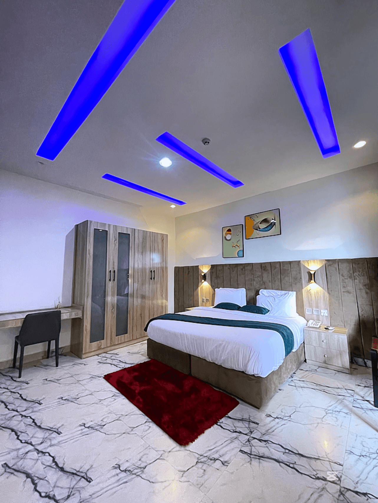 Crystal Executive 1 Bedroom Apartment - Image 2