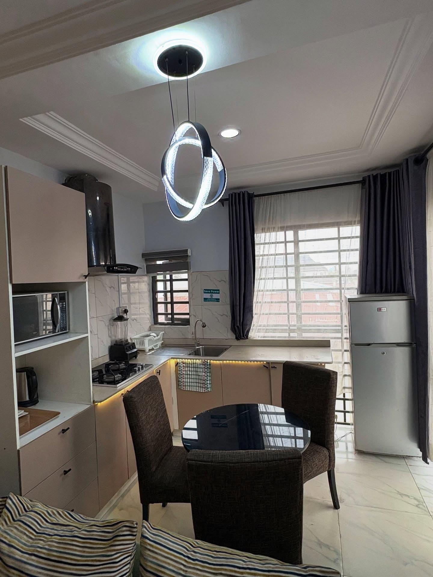 Scarve 2-Bedroom Apartment - Unit 2 - Image 4