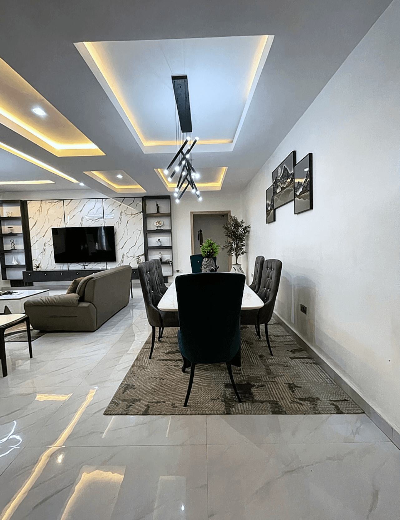 Penthouse 2 Bedroom Apartment - Image 5
