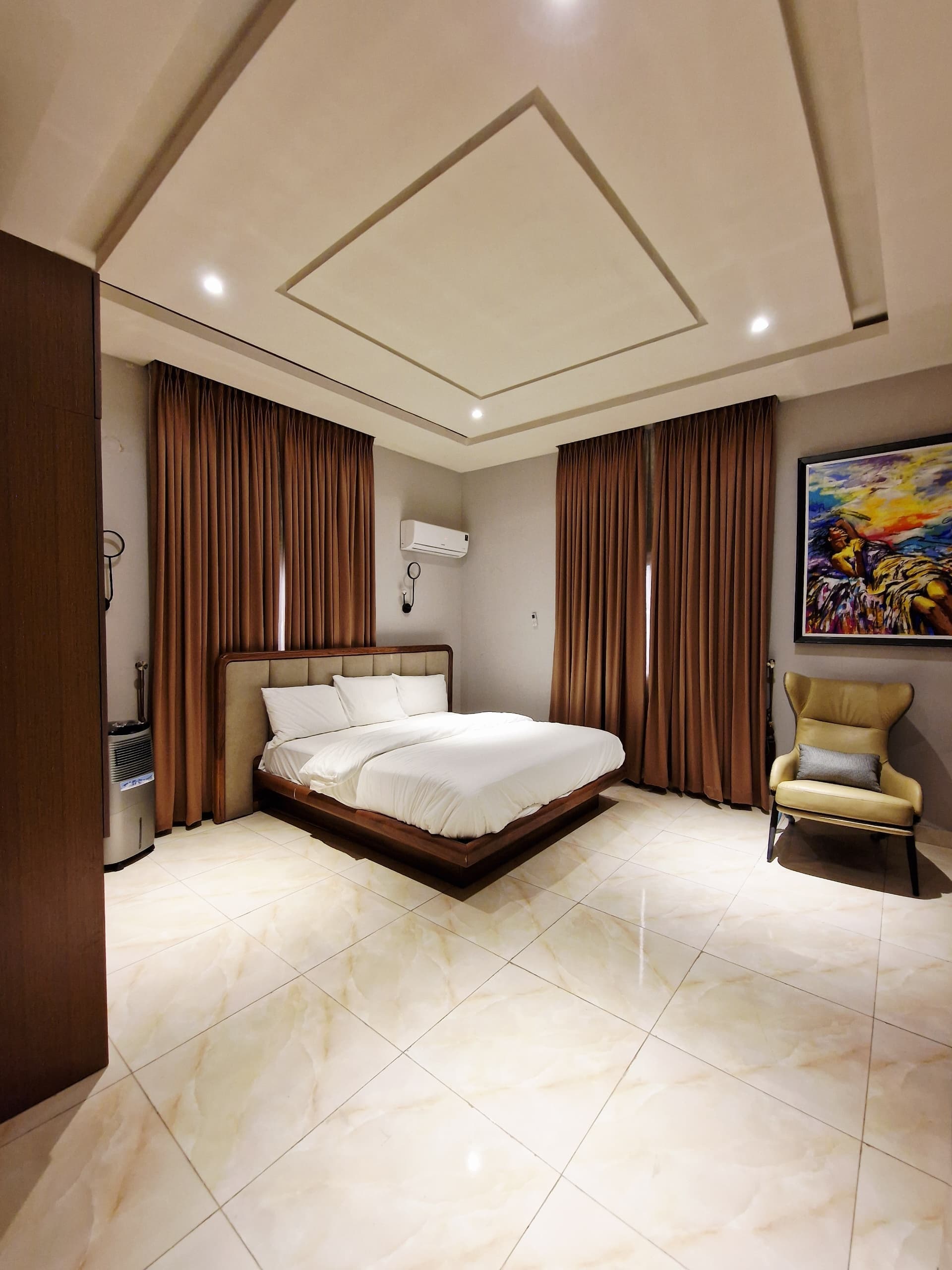 The Hoolio Pearl - Elegant 2-Bedroom Hideaway - Image 4