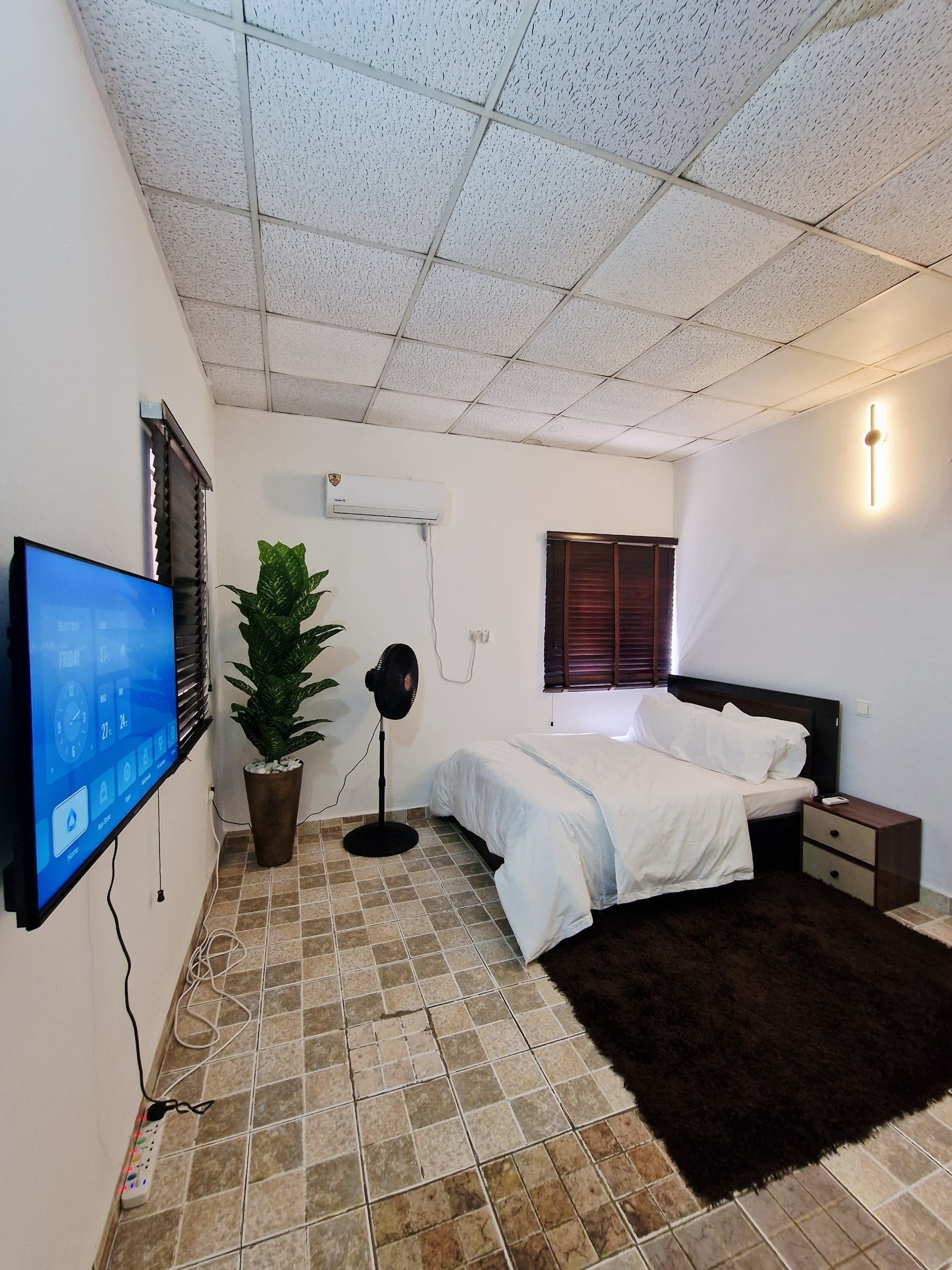 Holy Home - Elegant Game Village Apartment - Image 4