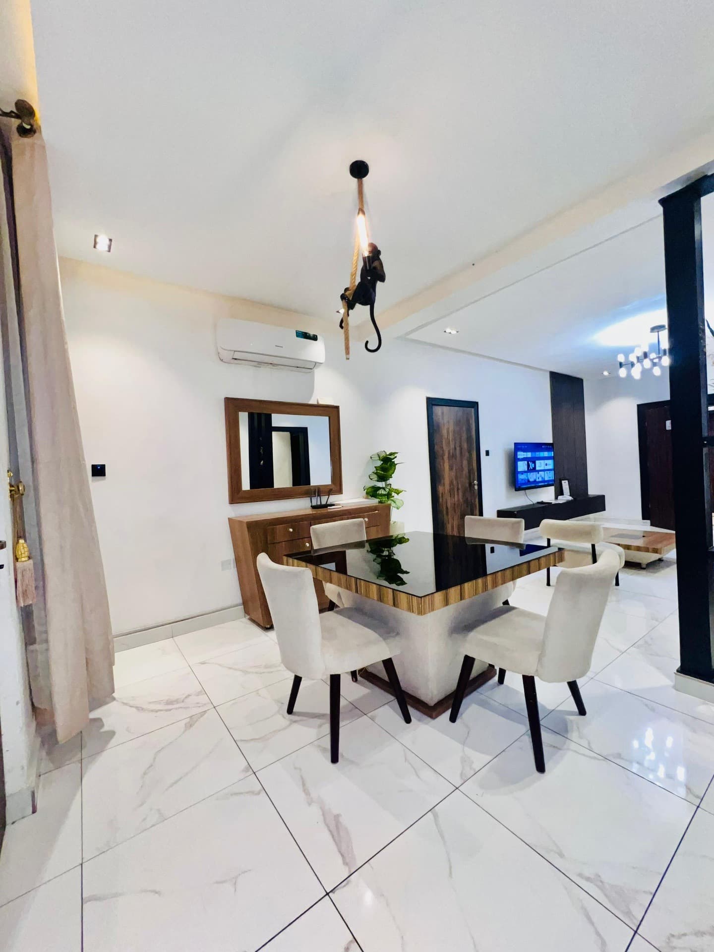 Alfa Visitors 3 Bedroom Apartment - Image 5