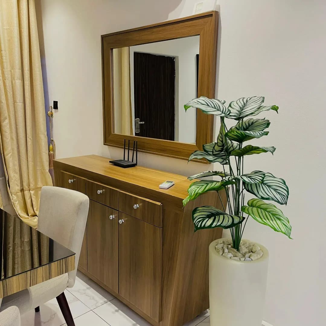 Alfa Visitor 1-Bedroom Apartment - Image 4