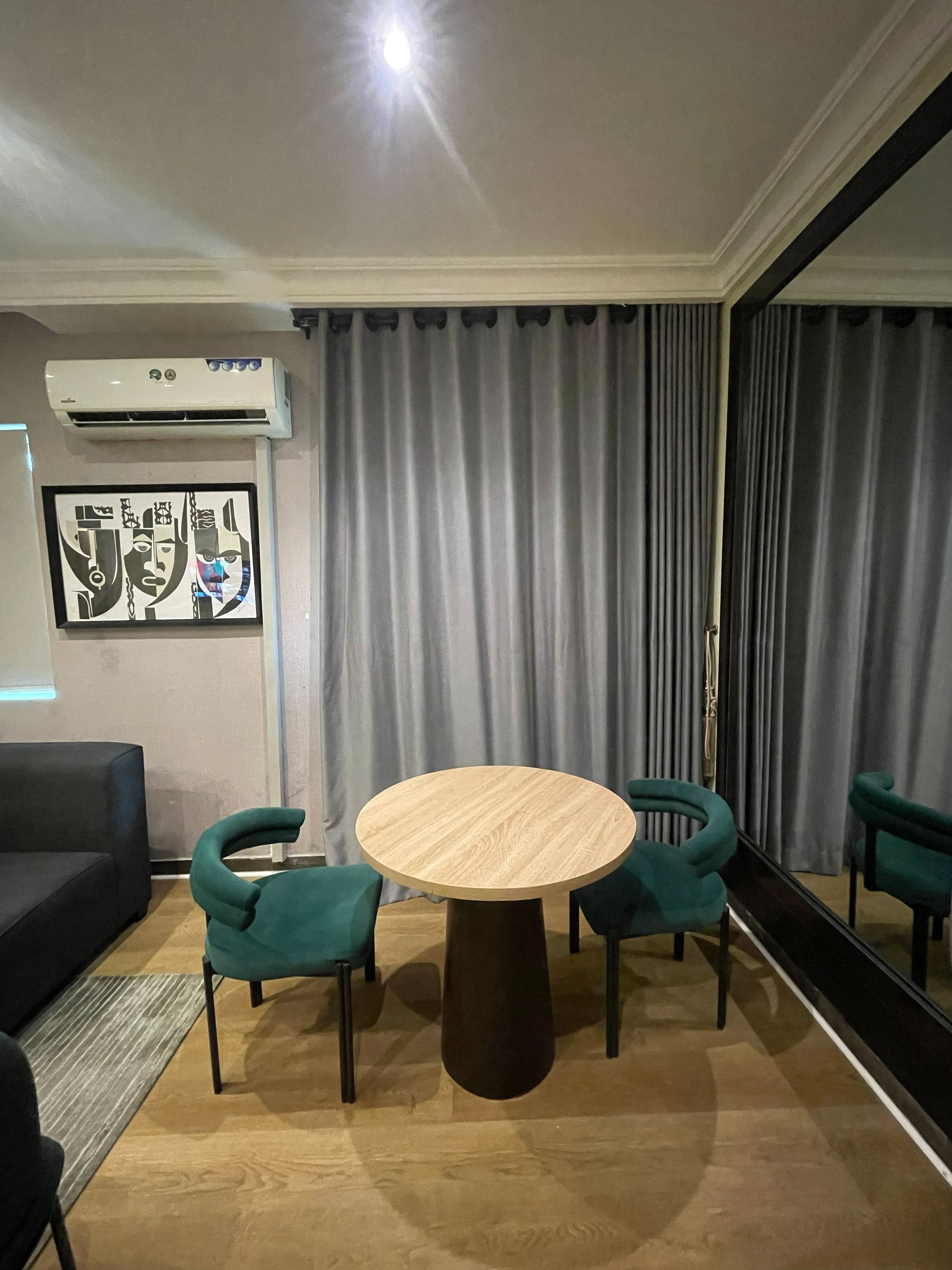 Sunflower Residence - Deluxe 1-Bedroom Apartment in Oniru - Unit 1 - Image 5