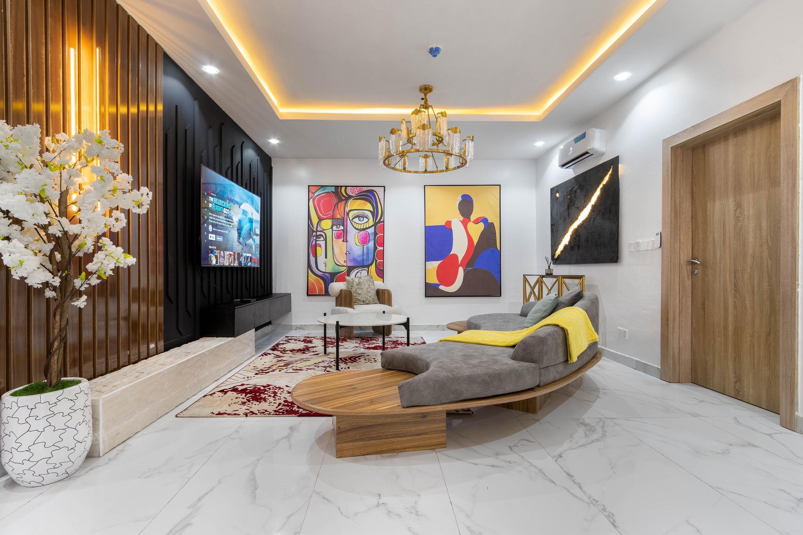 Premium 2-Bedroom Apartment Featuring Ps5 Gaming, Pool & Fitness Centre - Image 2