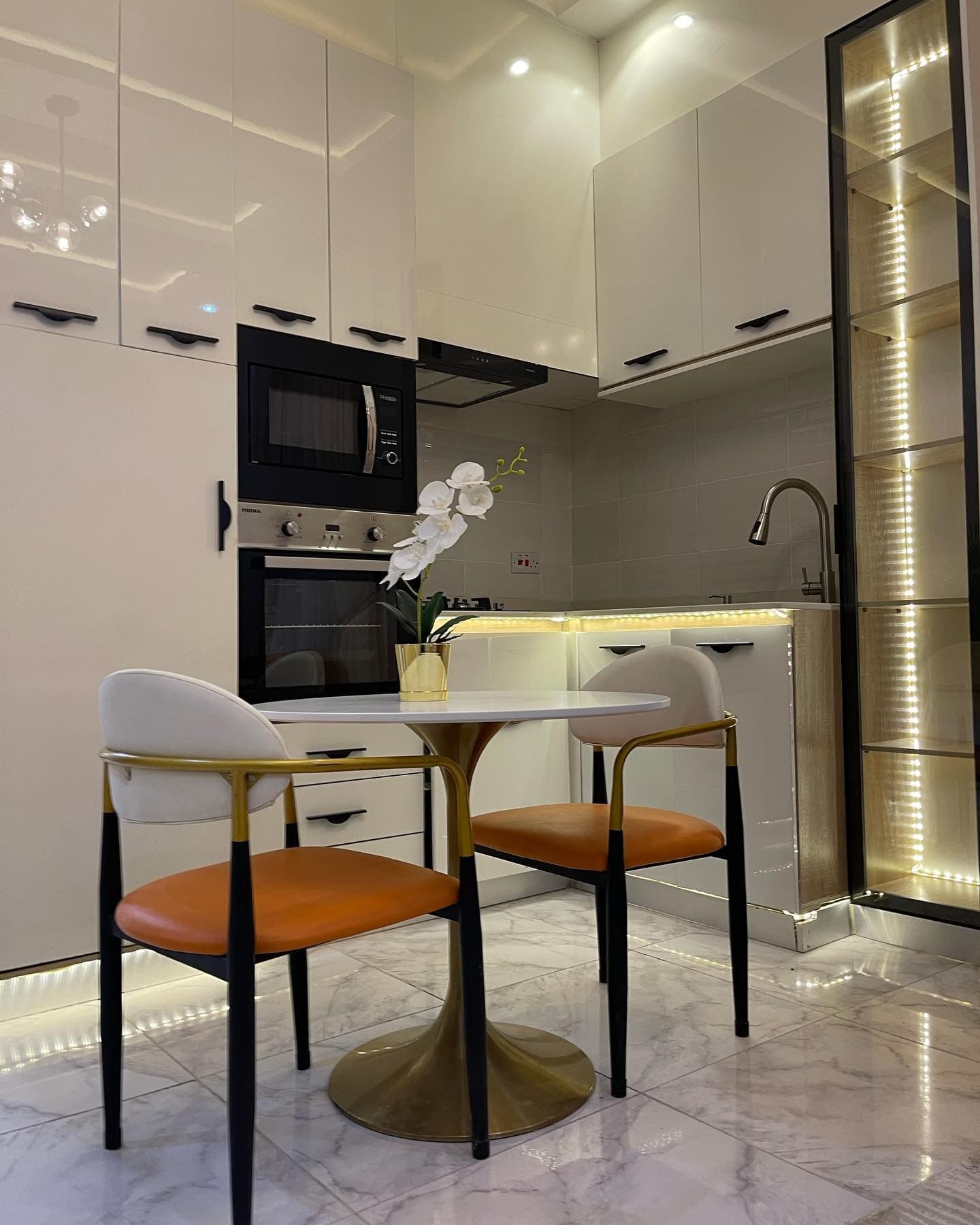 Kada Topaz 1-Bedroom Apartment - Image 5